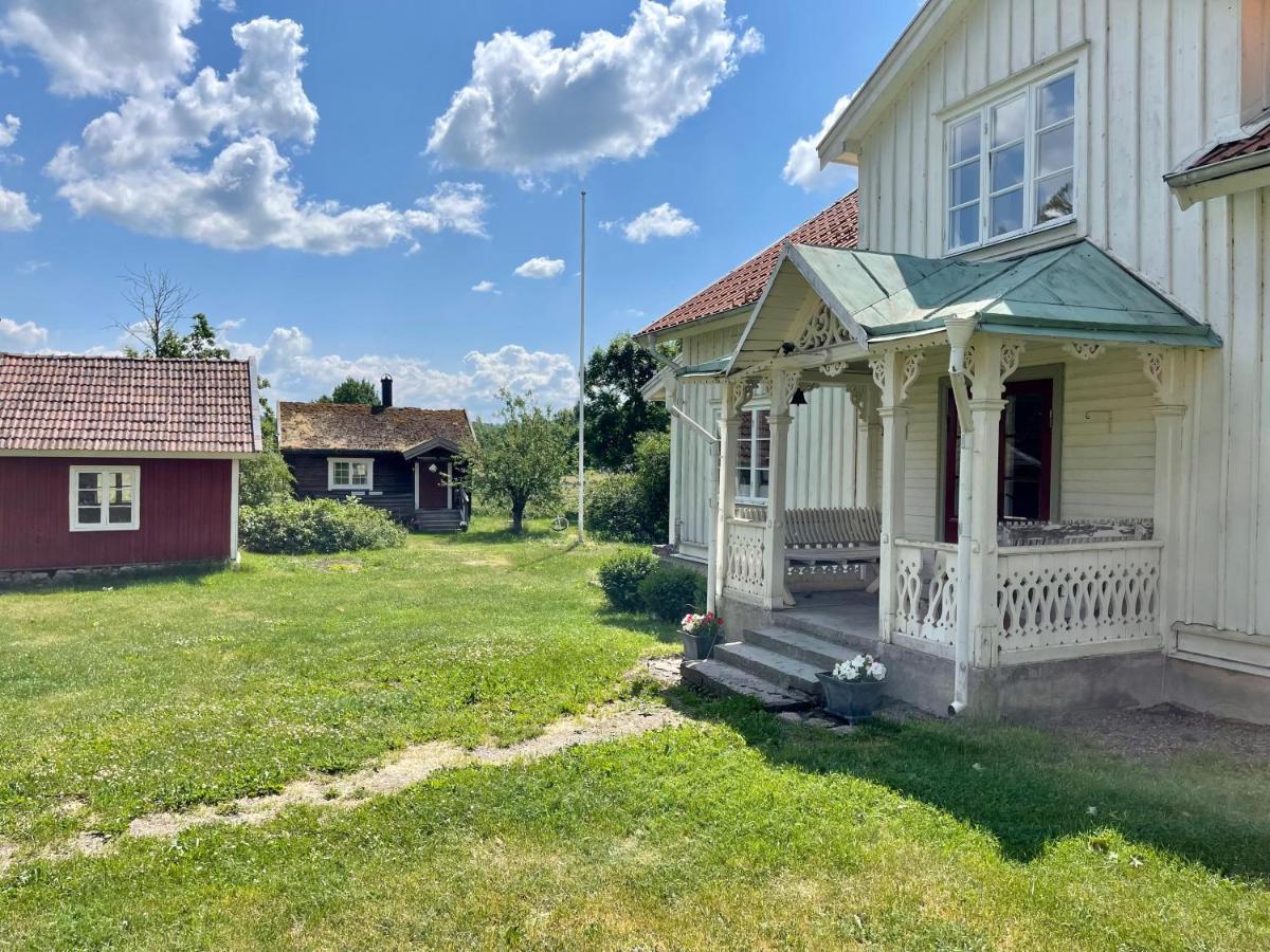 Backgardens Timmerstuga Falköping Exterior foto